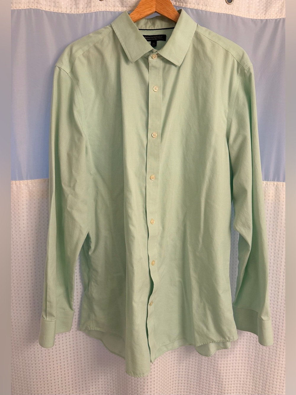 Banana Republic Men's Green Gingham Dress Shirt